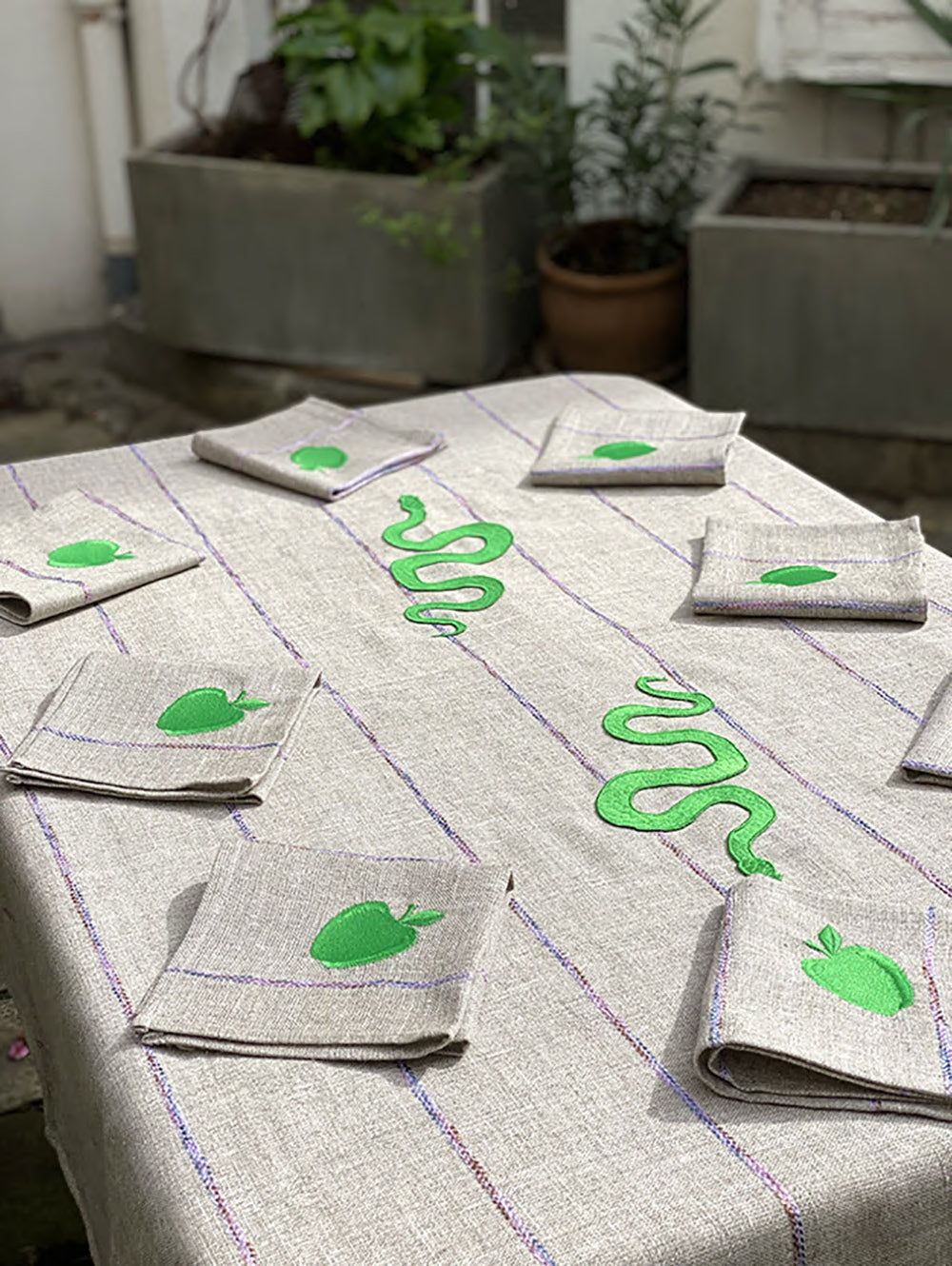 Nappe et 8 serviettes HOLY GARDEN